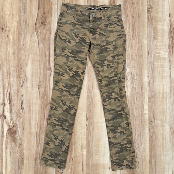 Vanilla Star Green and Tan Camouflage Jeans Size 11 - Picture 1 of 7